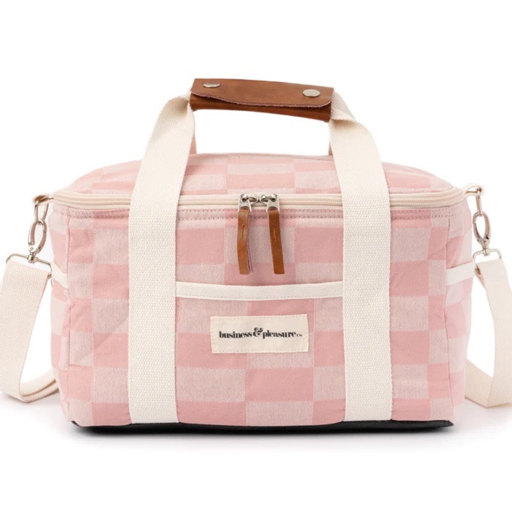 Business and pleasure cooler bag NEW with tag